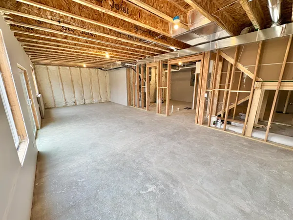 $579,900 | 5952 Valley Point Drive Southeast, Caledonia, MI 49316