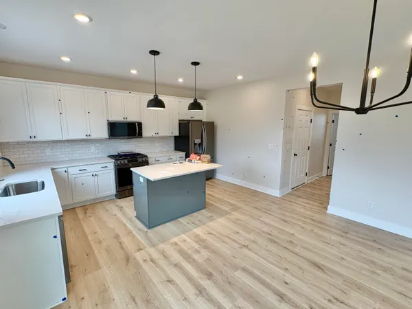 $579,900 | 5952 Valley Point Drive Southeast, Caledonia, MI 49316