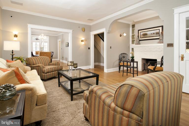 4711 Piney Branch Road Northwest Washington, DC 20011 - Photo 1 of 30 Living Room