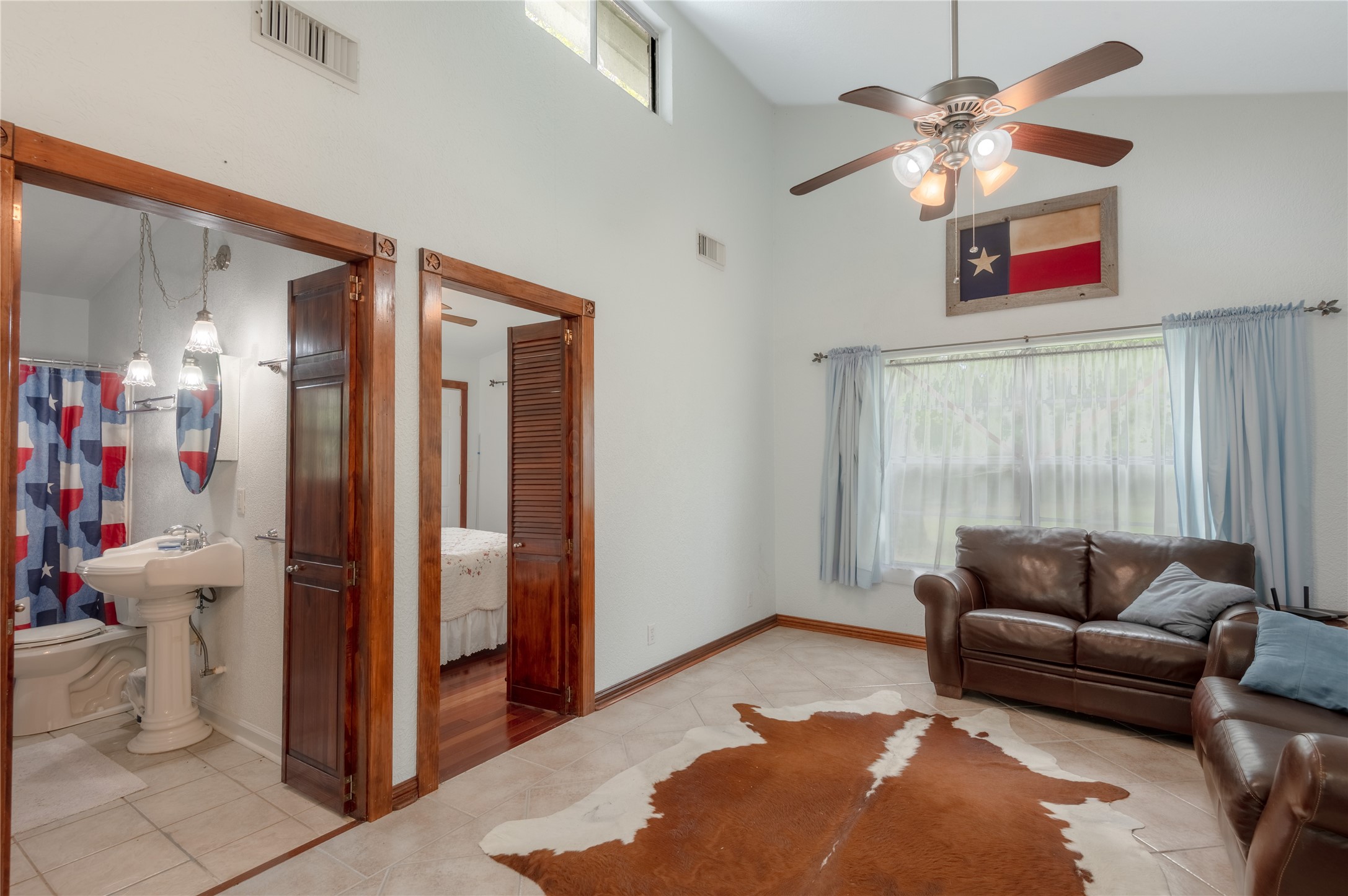 318 Timberline Drive Trinity, TX 75862 - Photo 11 of 49