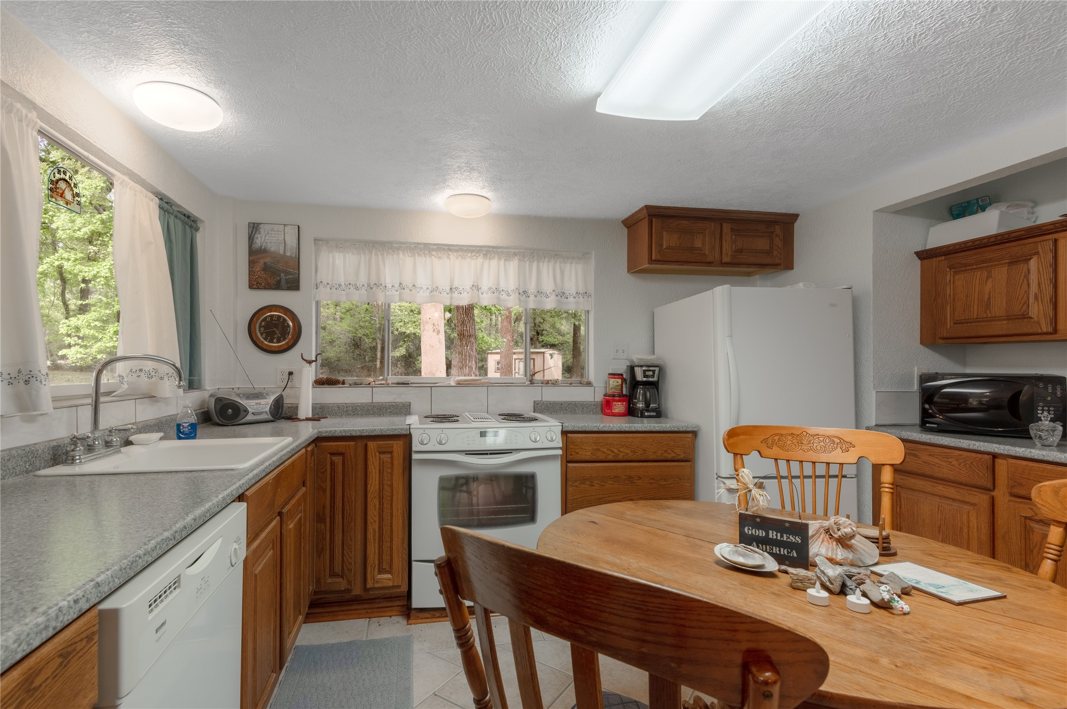 318 Timberline Drive Trinity, TX 75862 - Photo 15 of 49