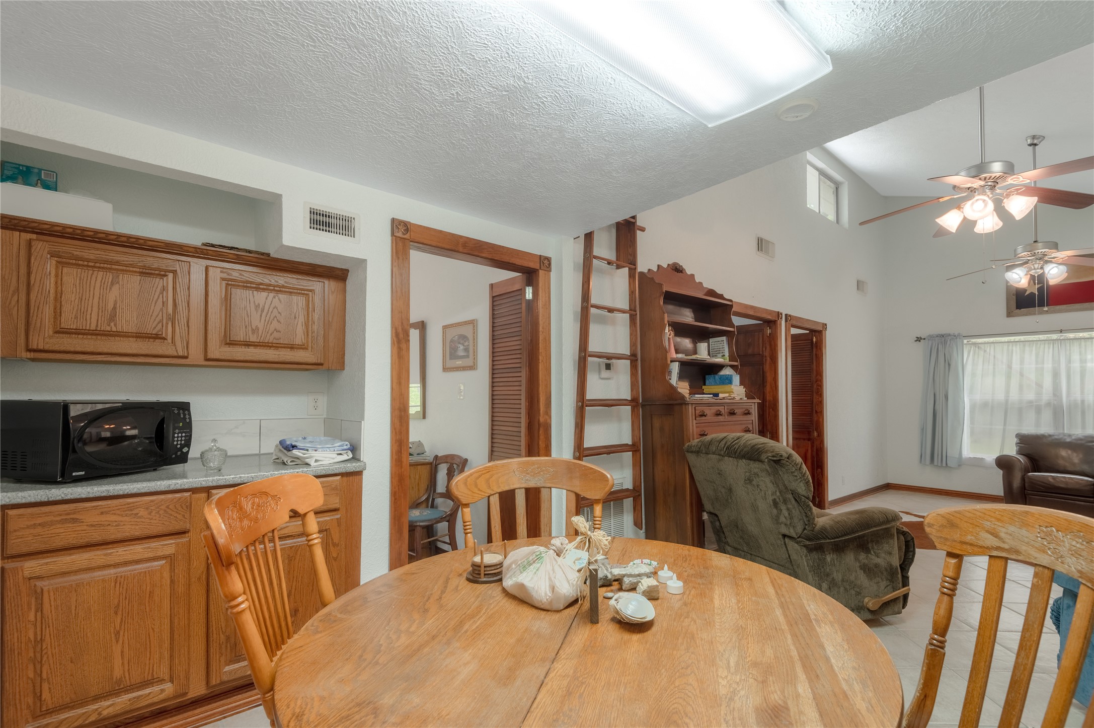 318 Timberline Drive Trinity, TX 75862 - Photo 16 of 49