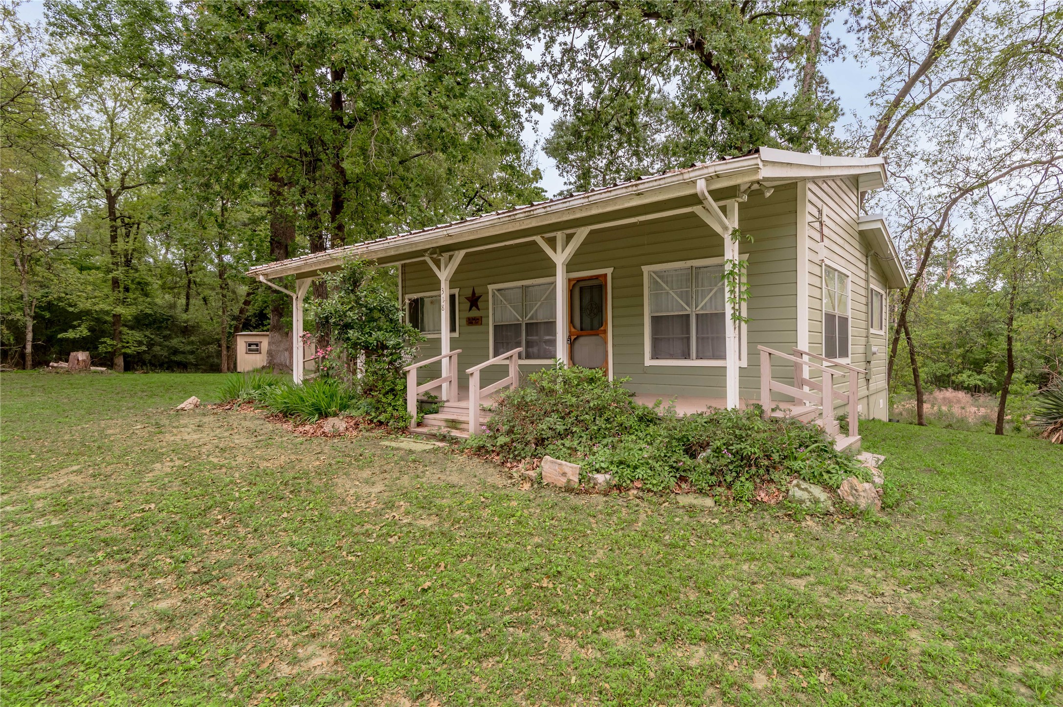 318 Timberline Drive Trinity, TX 75862 - Photo 5 of 49