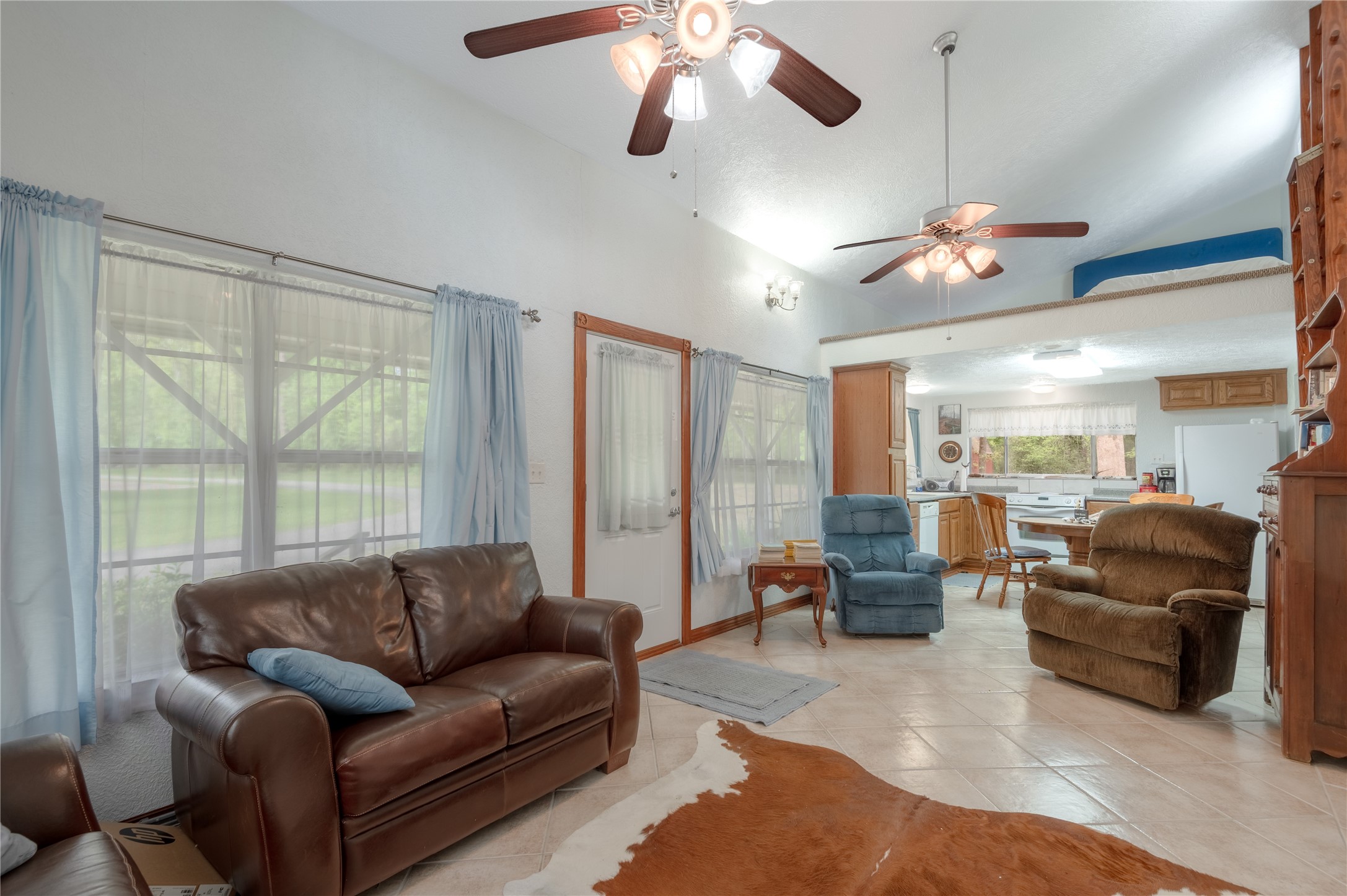 318 Timberline Drive Trinity, TX 75862 - Photo 9 of 49