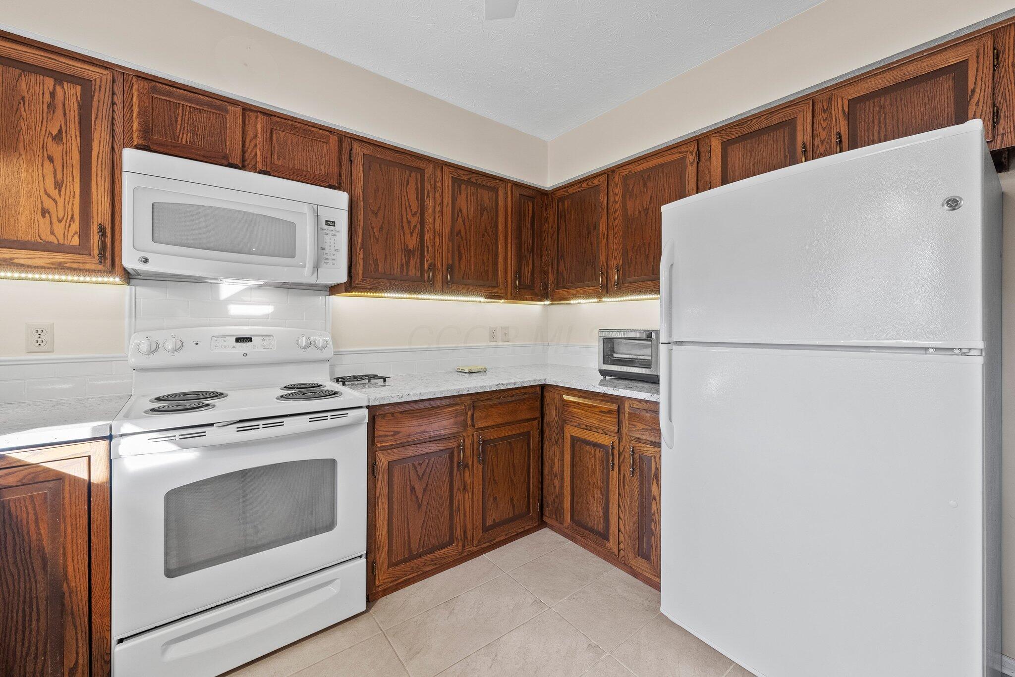 3407 Smiley Road Columbus, OH 43221 - Photo 17 of 40 DSC07494