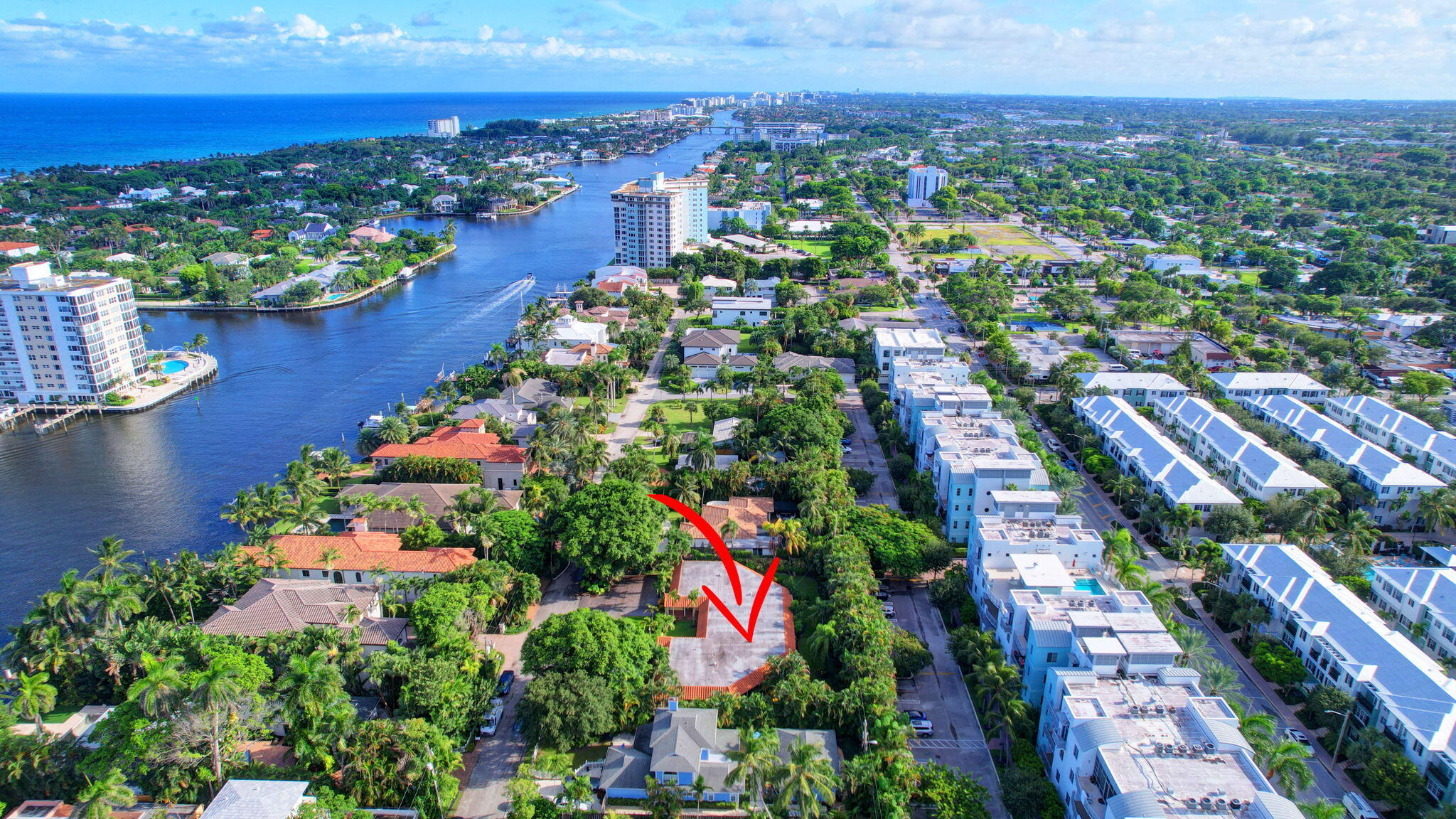 318 Southeast 7th Avenue, Unit 3 Delray Beach, FL 33483 - Photo 34 of 44 an aerial view of residential houses with outdoor space
