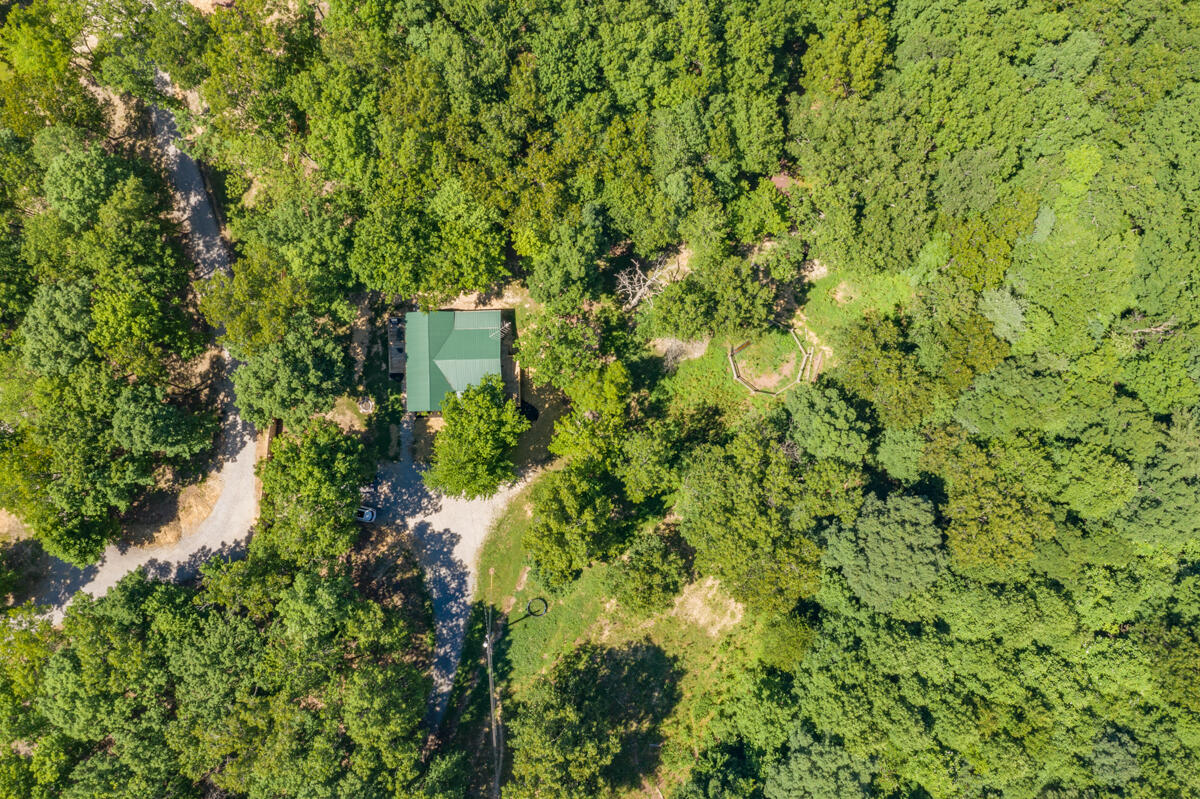 284 John J Smith Road Oneida, TN 37841 - Photo 33 of 38 LCF-17