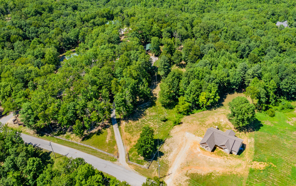 284 John J Smith Road Oneida, TN 37841 - Photo 34 of 38 LCF-18