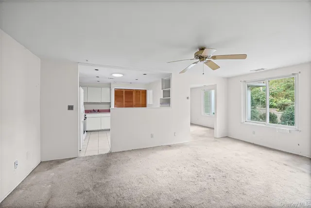 $244,900 | 269 Brettonwoods Drive, Unit 269, Coram, NY 11727