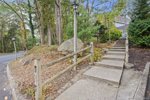 $244,900 | 269 Brettonwoods Drive, Unit 269, Coram, NY 11727