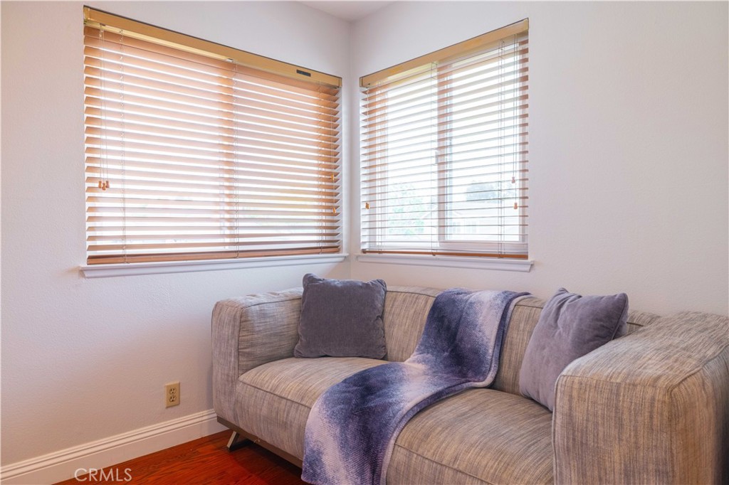 4759 Cll Estrada La Verne, CA 91750 - Photo 32 of 36 a large bedroom with a bed and a window