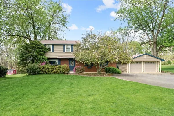 $449,900 | 6142 Penn Drive, Butler, PA 16002