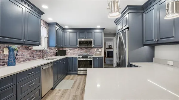 $449,900 | 6142 Penn Drive, Butler, PA 16002