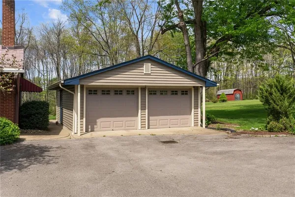 $449,900 | 6142 Penn Drive, Butler, PA 16002