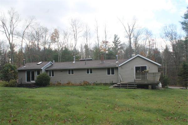 727 South Road Oakham, MA 01068 - Photo 4 of 18 Gallery Image 4