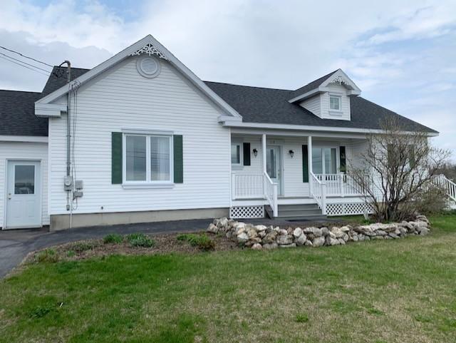 115 Jordan Bridge Road Sabattus, ME 04280 - Photo 33 of 44 115 Jordan Bridge front close up