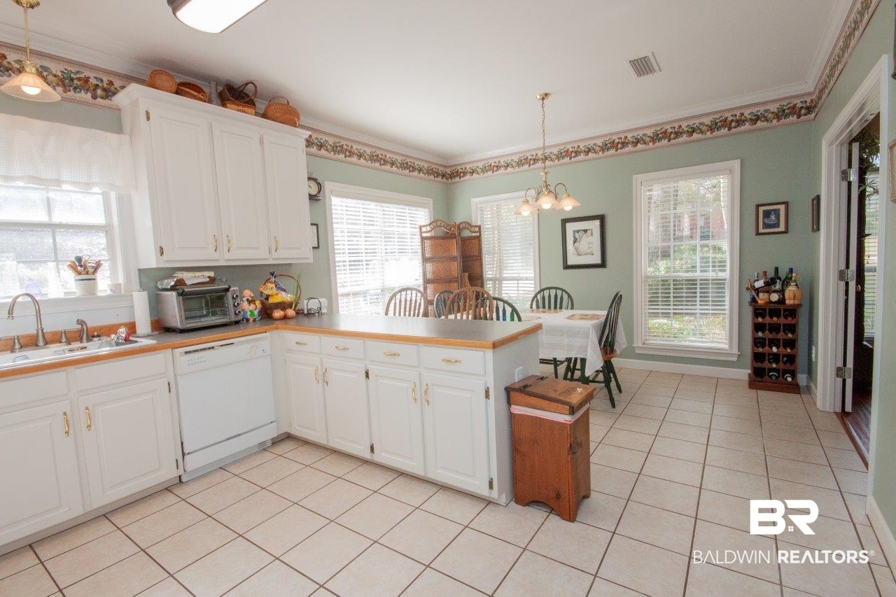 8779 Pine Run Daphne, AL 36527 - Photo 12 of 40 Kitchen