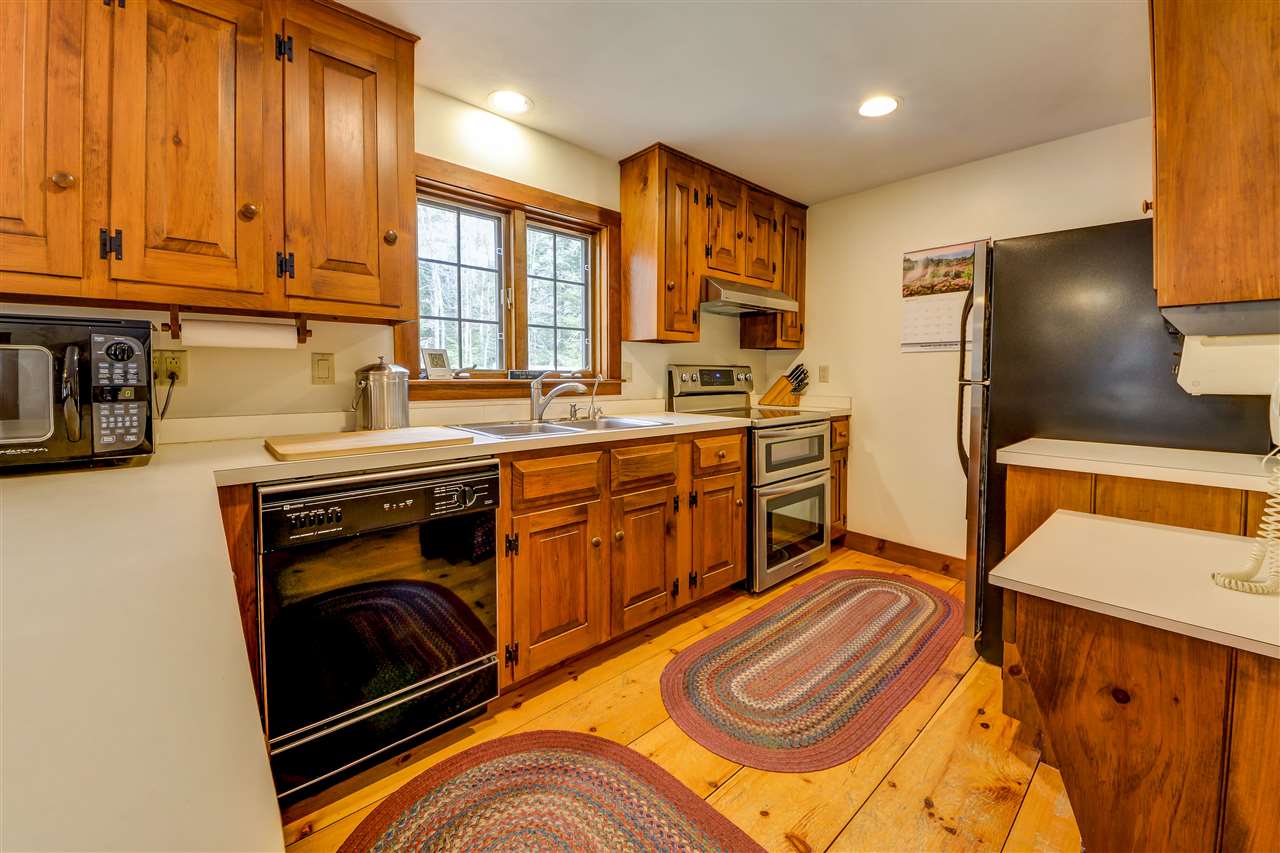 84 High Road Lee, NH 03861 - Photo 9 of 29