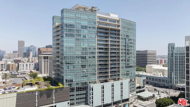 $759,000 | 3785 Wilshire Boulevard, Unit 803, Los Angeles, CA 90010