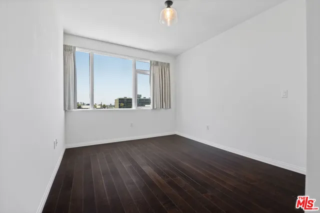 $759,000 | 3785 Wilshire Boulevard, Unit 803, Los Angeles, CA 90010