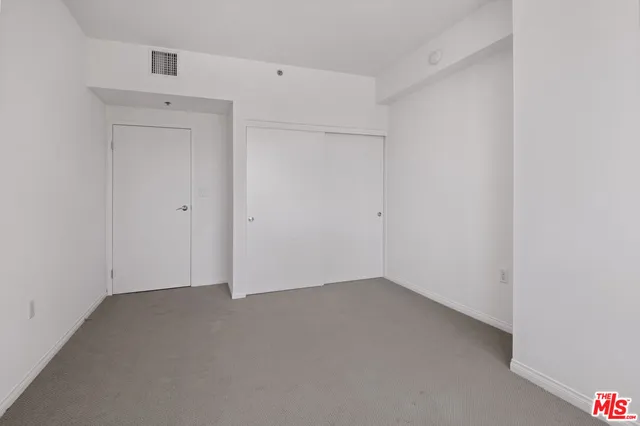 $759,000 | 3785 Wilshire Boulevard, Unit 803, Los Angeles, CA 90010