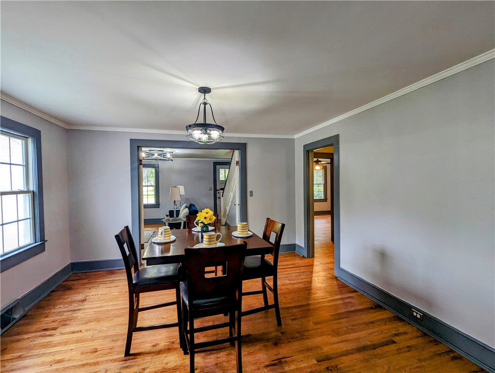 3027 South Main Street Anderson, SC 29624 - Photo 11 of 41 Dining Room
