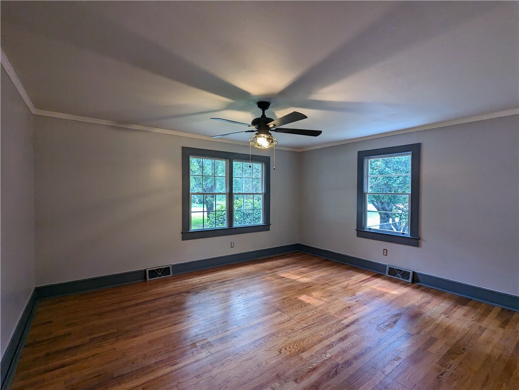 3027 South Main Street Anderson, SC 29624 - Photo 25 of 41 Bedroom 1