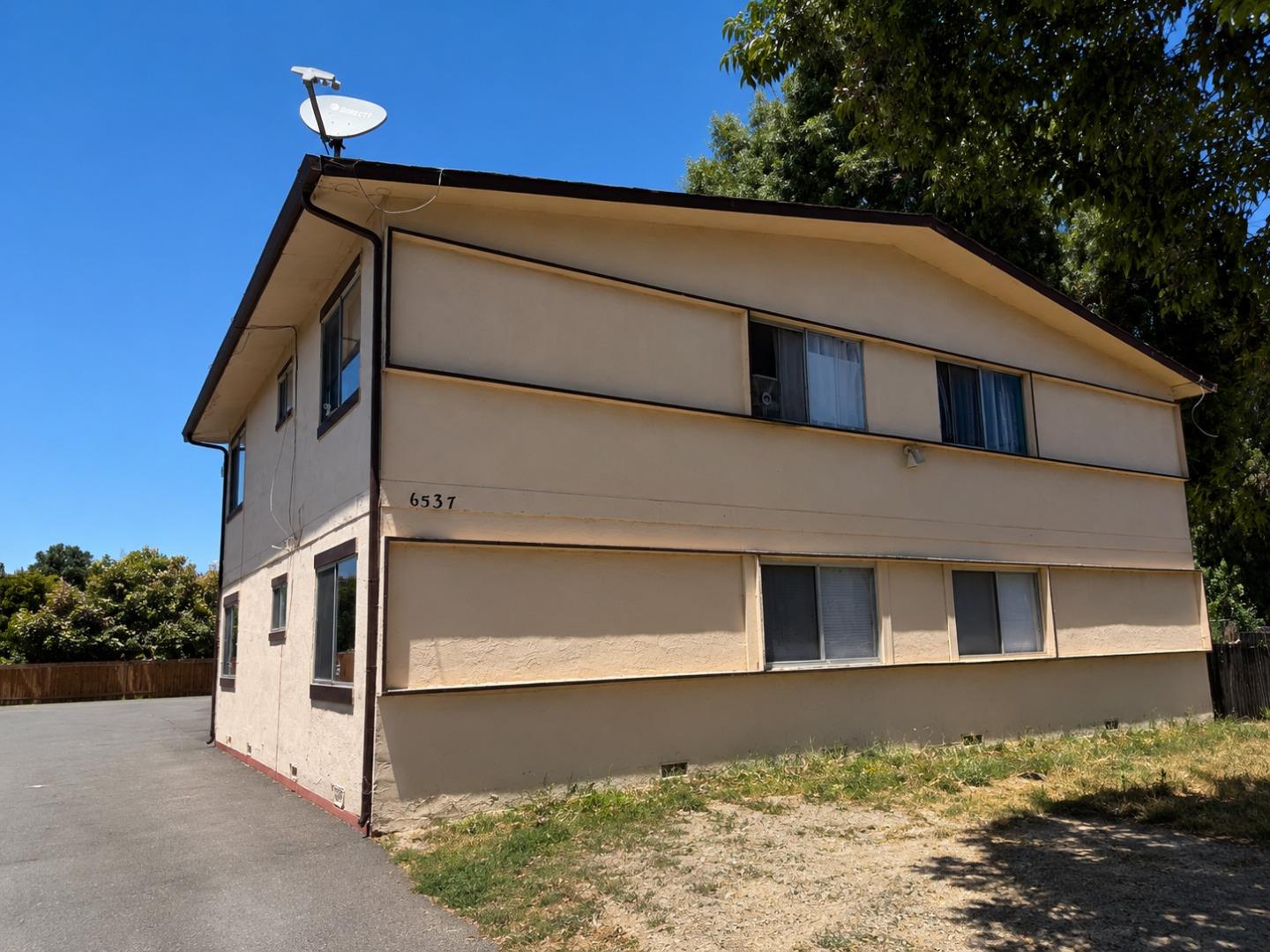 6537 Graham Avenue Newark, CA 94560 - Photo 2 of 4