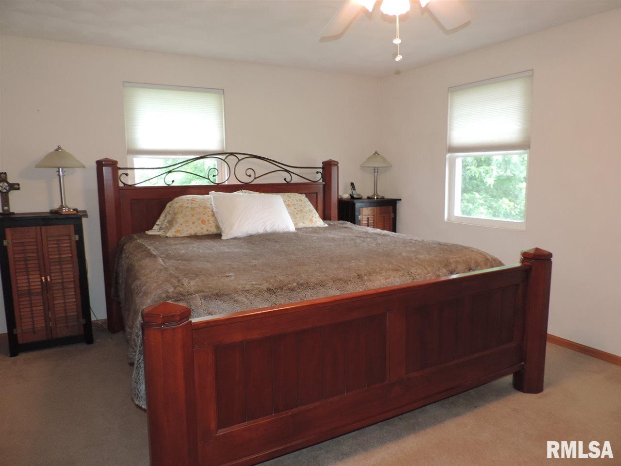 12837 Hurt Road Pekin, IL 61554 - Photo 23 of 36