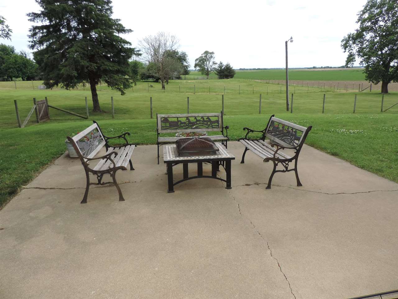 12837 Hurt Road Pekin, IL 61554 - Photo 7 of 36