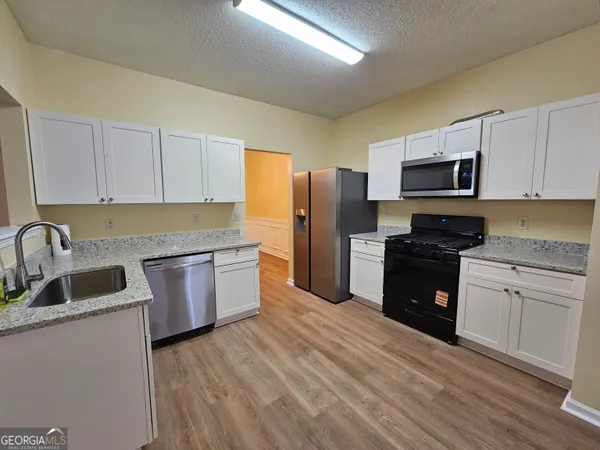 $2,150 | 206 Southwind Lane, Newnan, GA 30265