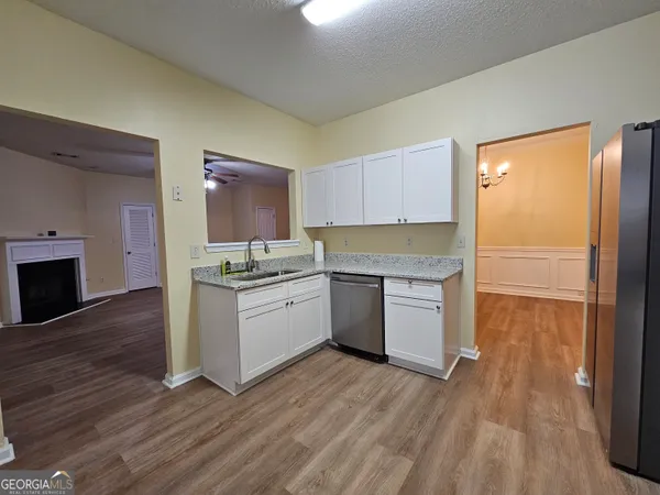 $2,150 | 206 Southwind Lane, Newnan, GA 30265