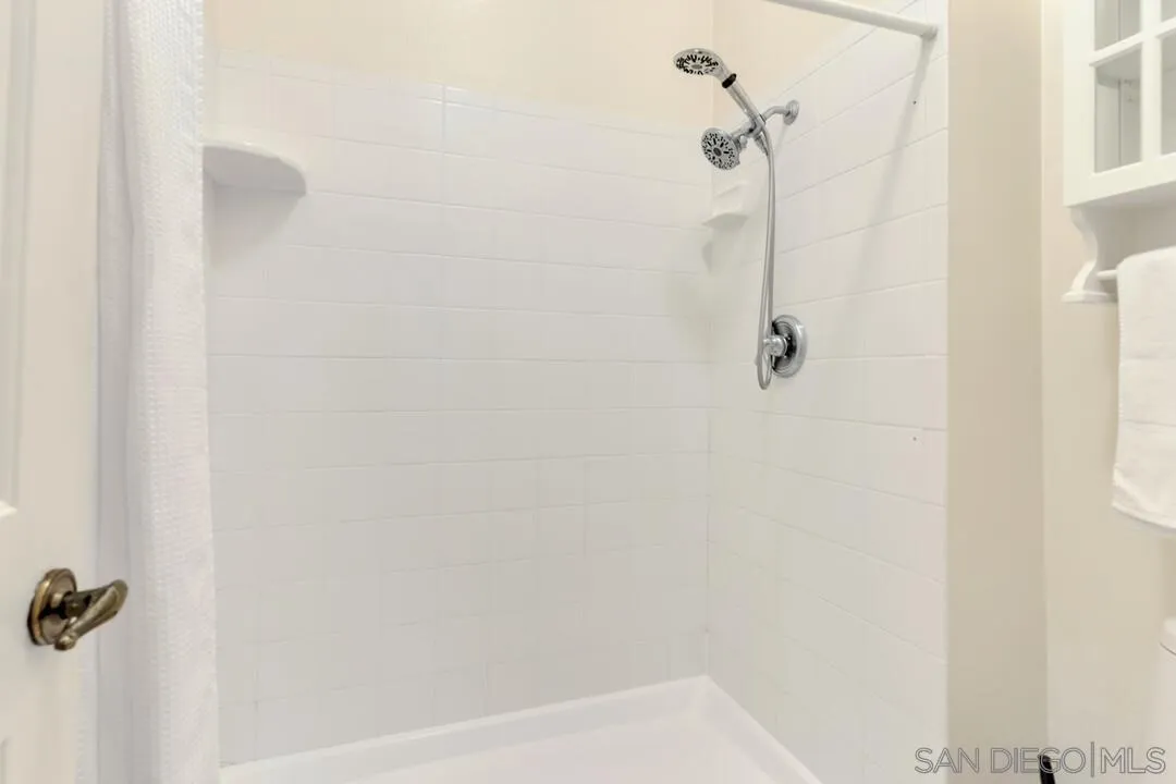 14220 Woodcreek Road Poway, CA 92064 - Photo 24 of 66 Gallery Image 24