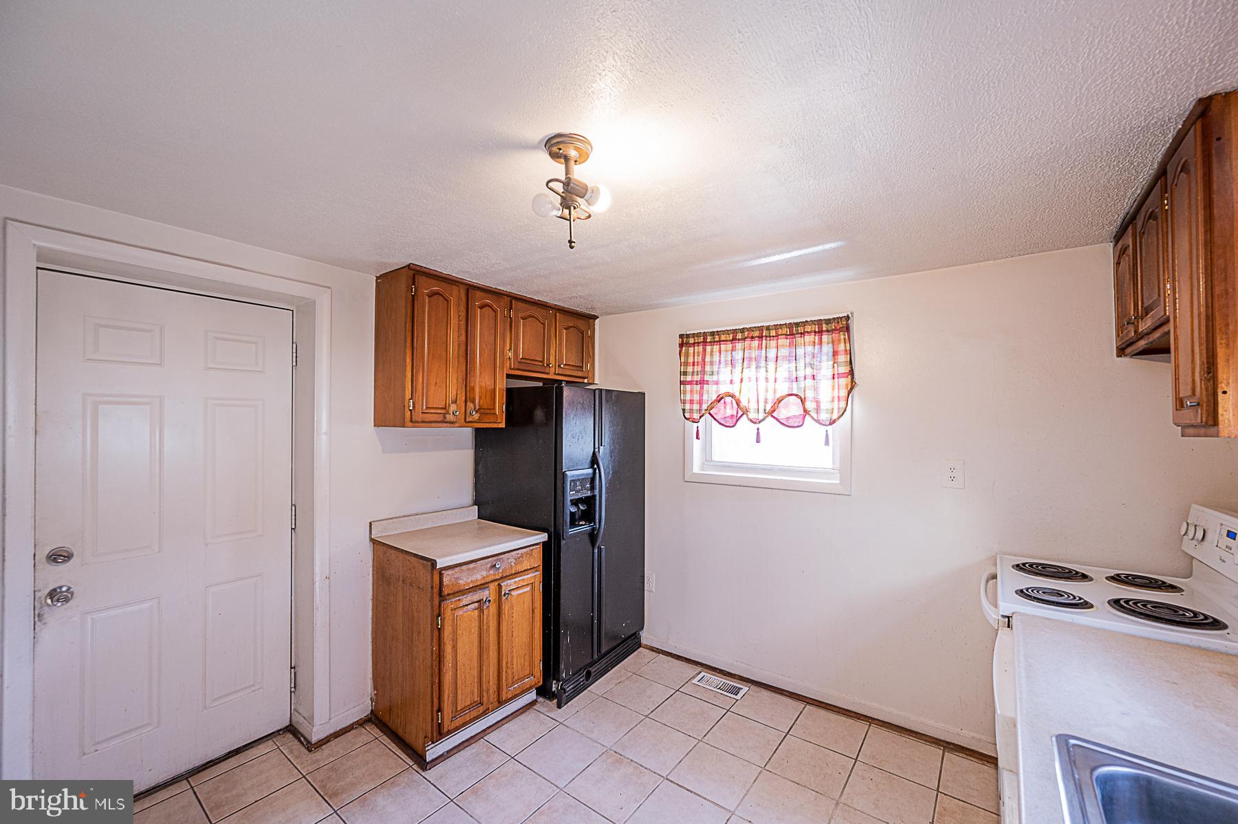 5433 Sheriff Road Fairmount Heights, MD 20743 - Photo 11 of 29