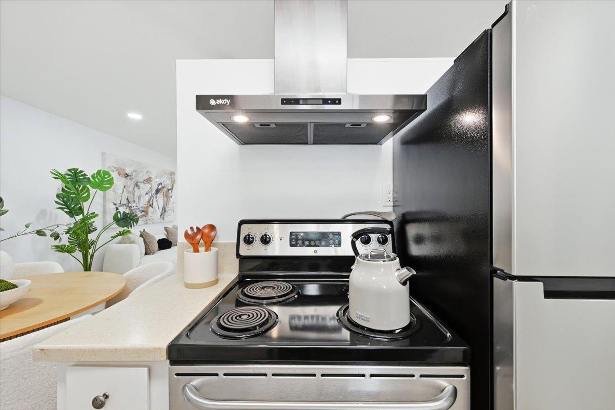 453 North Rengstorff Avenue, Unit 19 Mountain View, CA 94043 - Photo 22 of 56