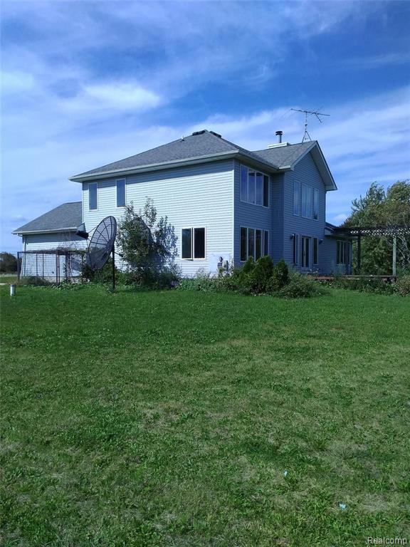 13252 Exeter Road Carleton, MI 48117 - Photo 34 of 43