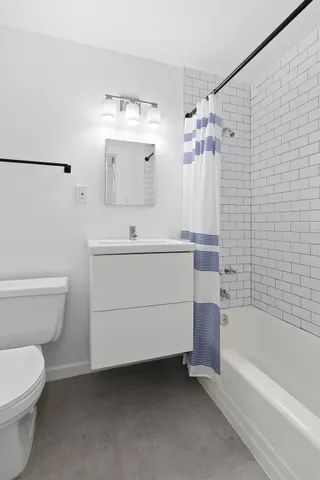 $500,000 | 266 East Broadway, Unit B1902 | Lower East Side