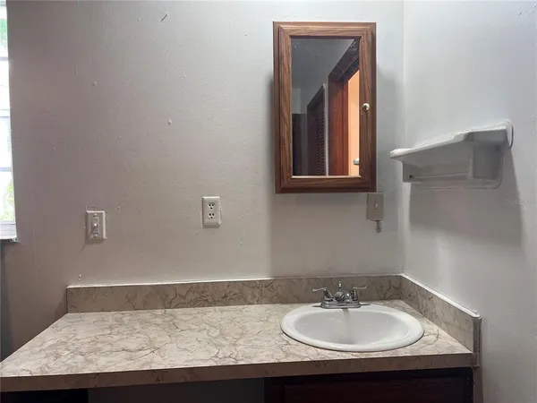 $1,600 | 727 Wyoming Avenue, St. Cloud, FL 34769