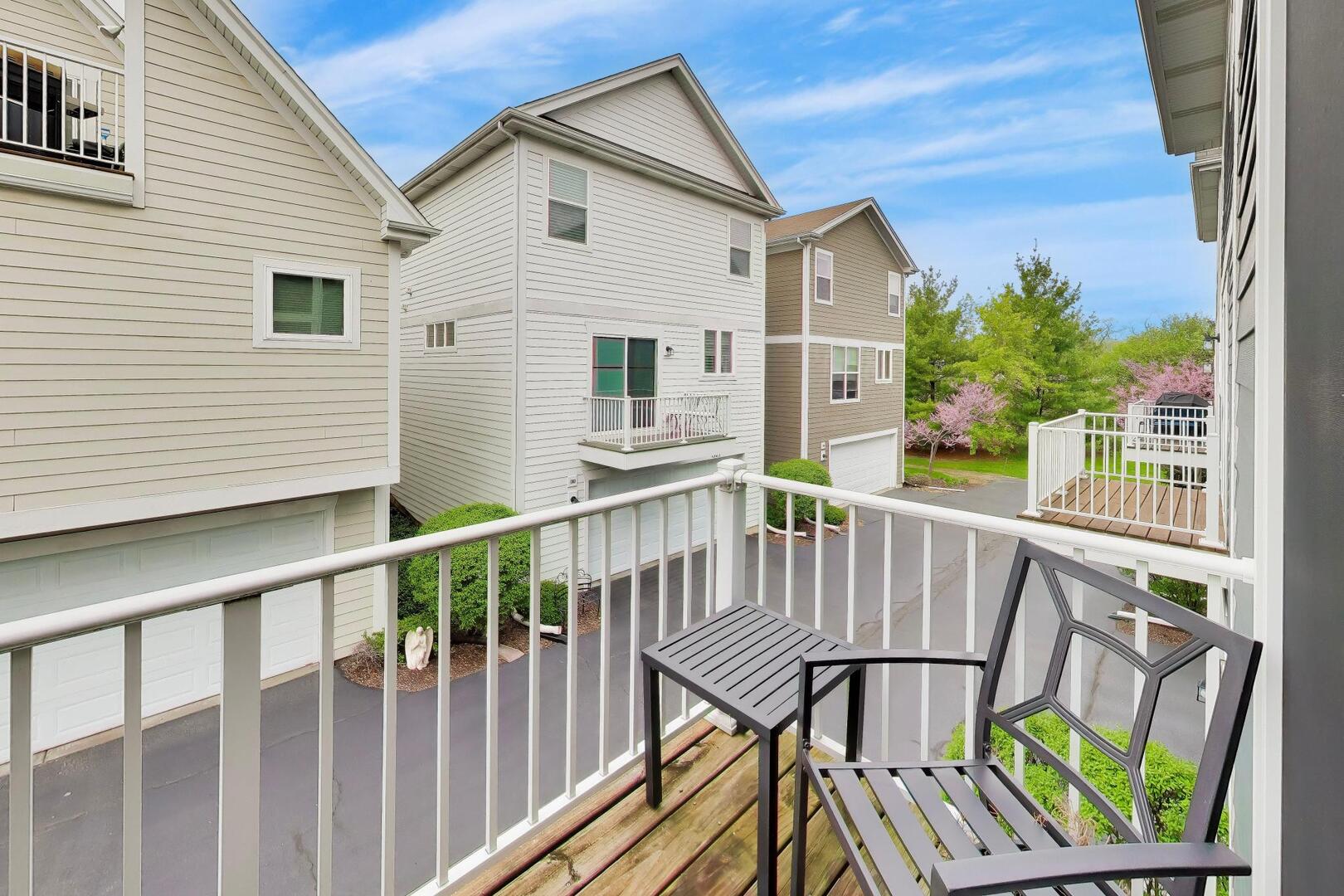 1331 Avery Avenue Wheaton, IL 60187 - Photo 14 of 36
