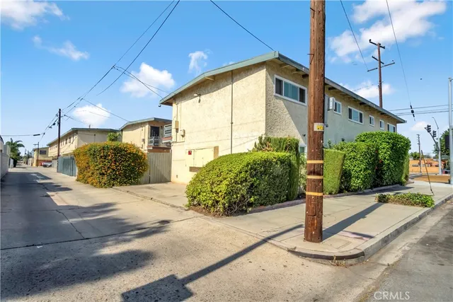 $6,250,000 | 1518 East Artesia Boulevard, Long Beach, CA 90805