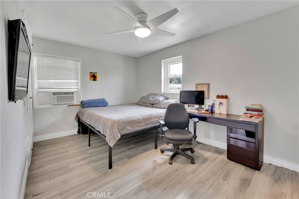 619 West Leeside Street Glendora, CA 91741 - Photo 11 of 28