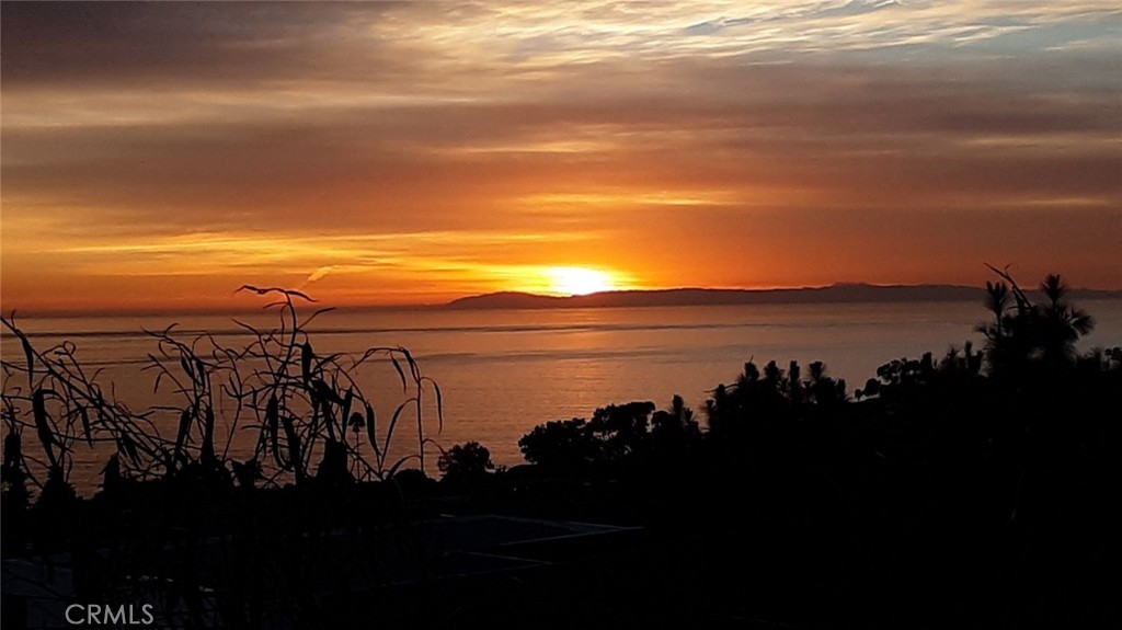 394 Pinecrest Drive Laguna Beach, CA 92651 - Photo 3 of 41 a view of lake and ocean
