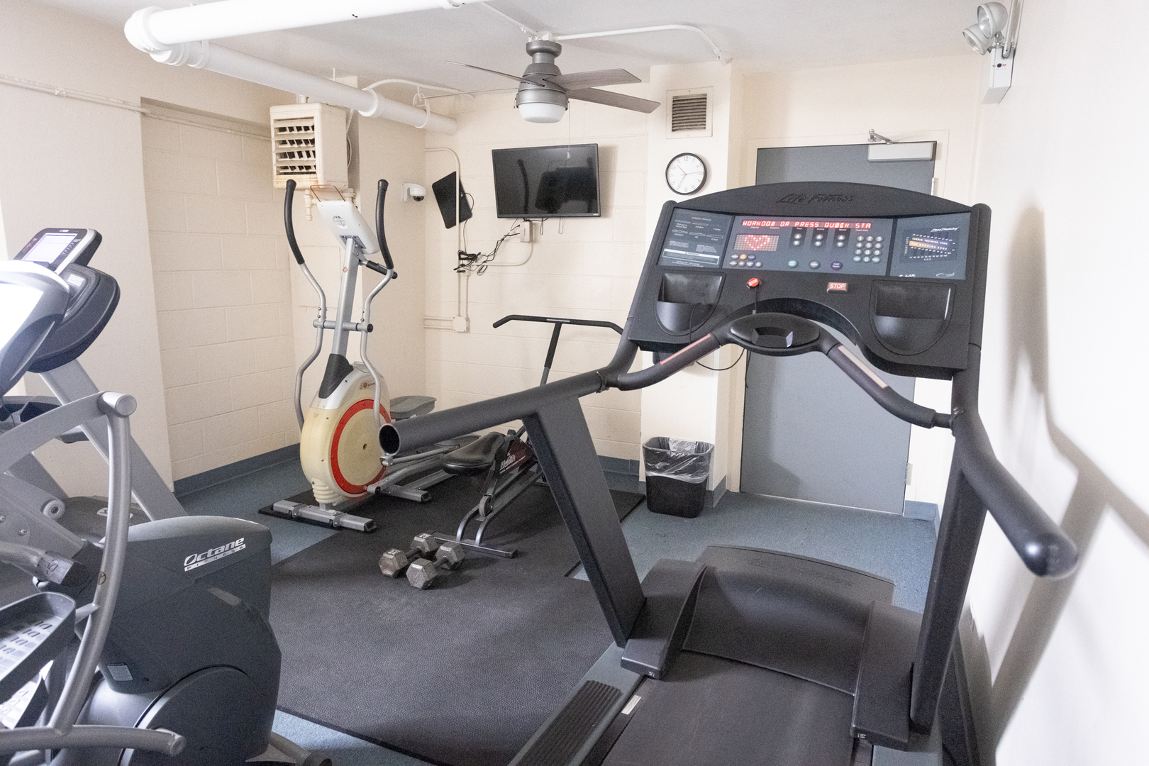 Undisclosed Address Chicago, IL 60645 - Photo 19 of 20 a view of a room with gym equipment