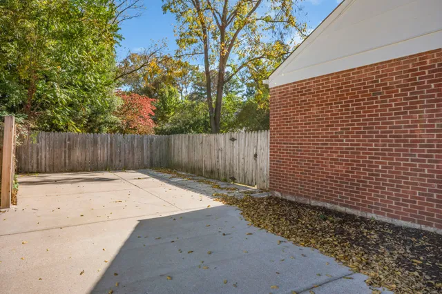 $2,370 | 1231 Adams Street, Franklin, TN 37064