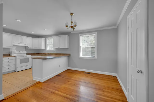 $2,370 | 1231 Adams Street, Franklin, TN 37064