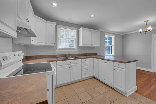 $2,370 | 1231 Adams Street, Franklin, TN 37064