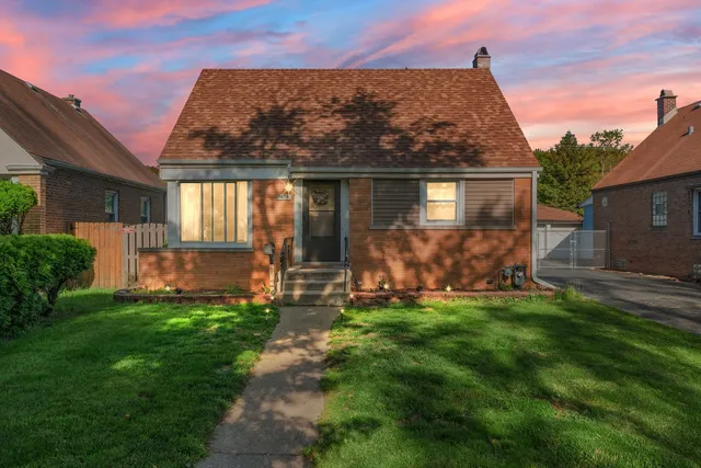 $158,000 | 1678 State Line Road, Calumet City, IL 60409