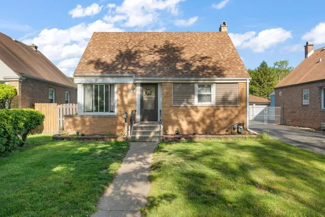 $158,000 | 1678 State Line Road, Calumet City, IL 60409