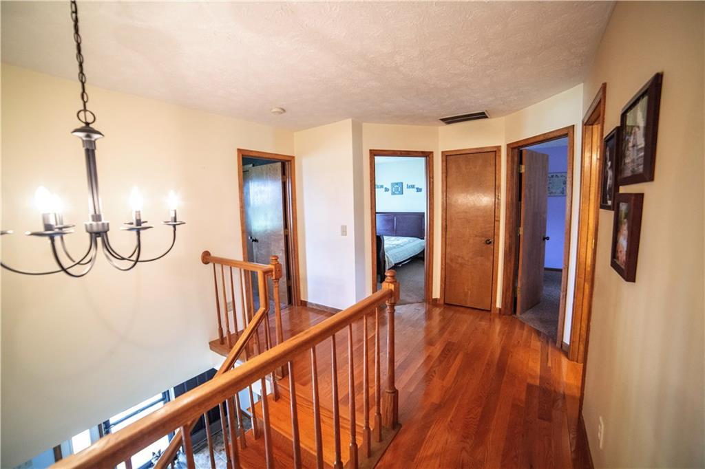 2453 Knobs End Court Springfield, OH 45502 - Photo 22 of 41