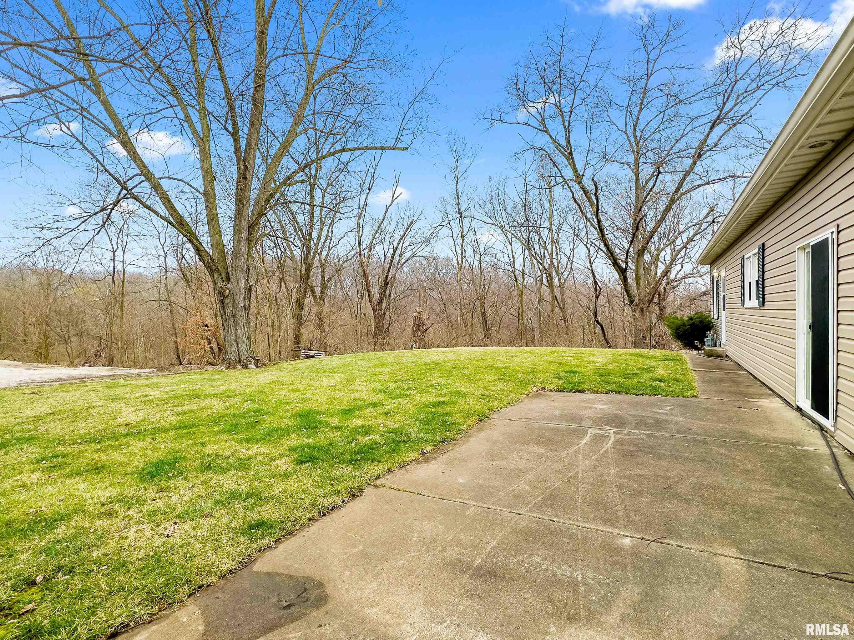 7007 West Lancaster Road Bartonville, IL 61607 - Photo 4 of 36